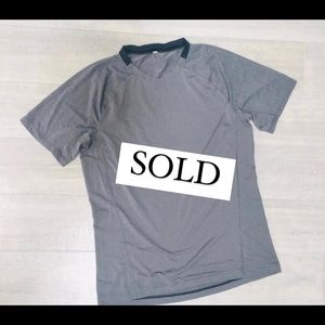 Men’s Lulu Lemon Short Sleeve Shirt…